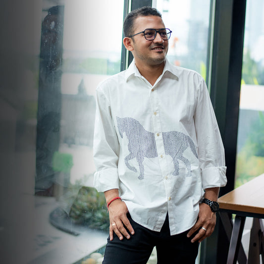 Lined Horse Embroidered Men Shirt - White
